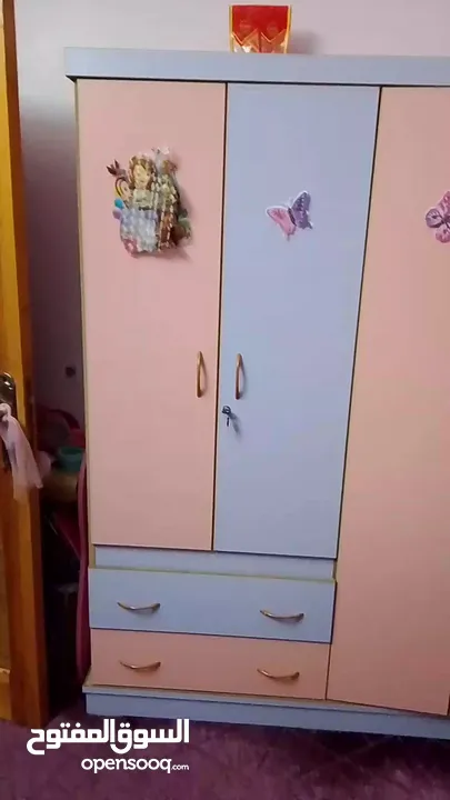 للبيع غرفة نوم للبنات