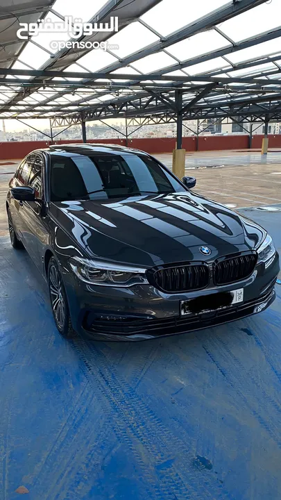 BMW 530e / 2019 عداد قليل / شبه شركة