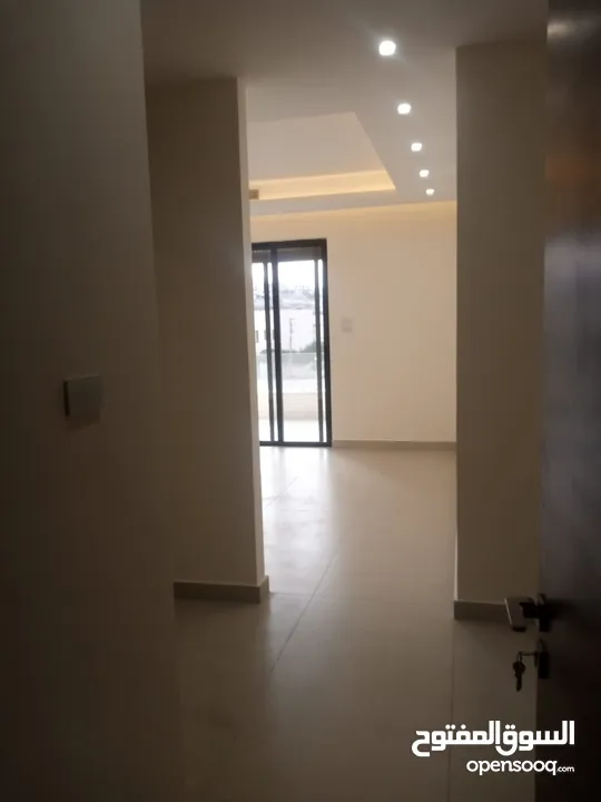 شقه للبيع في عبدون- ref:14680