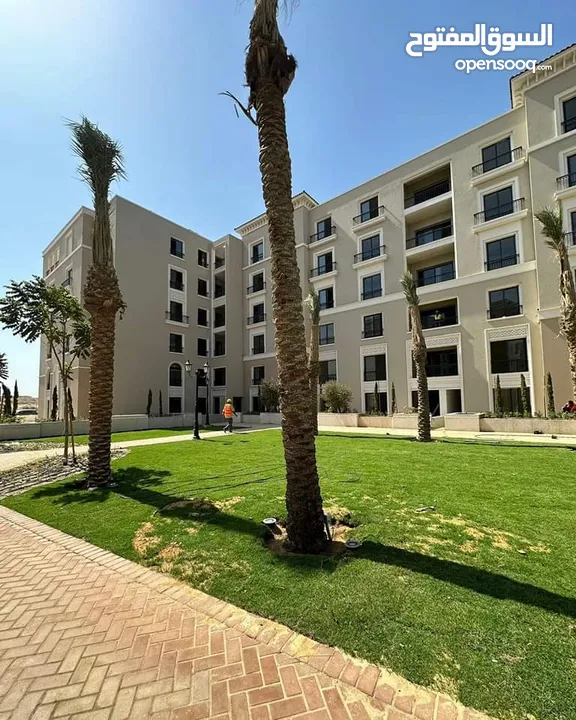 Dorra-village west compound Located in the heart of sheikh Zayed city , minutes from hyper one