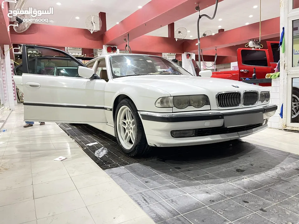 Bmw e38 728li 2001