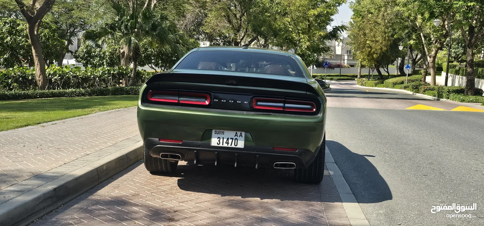 Dodge Challenger 6 Cylinder