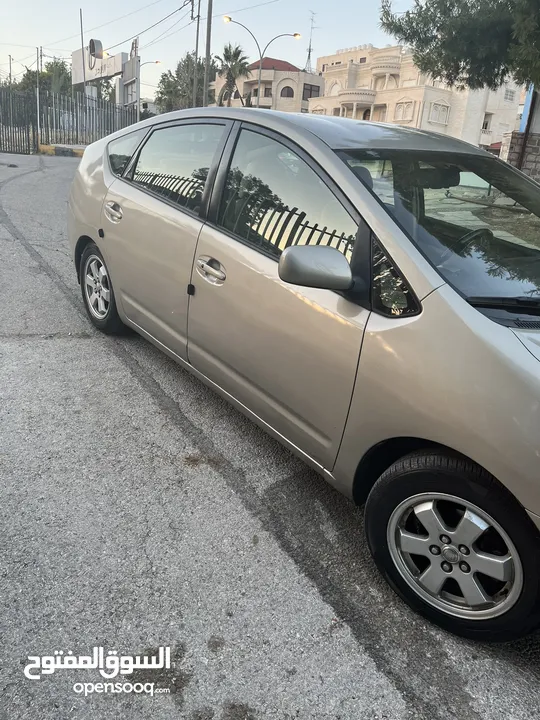 Toyota prius 2005  وارد امريكي مالك وحيد من 2010