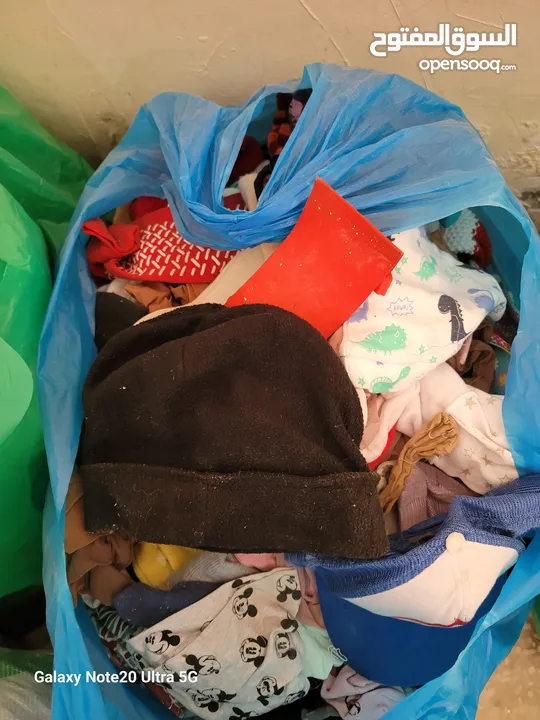 شروة مستودع كامل بسعر مغري حرق حرق بضاعه مشكلة صيفي خفيف شتوي نخب كياس بآلة عدد 8مشكل قابل للتفاوض
