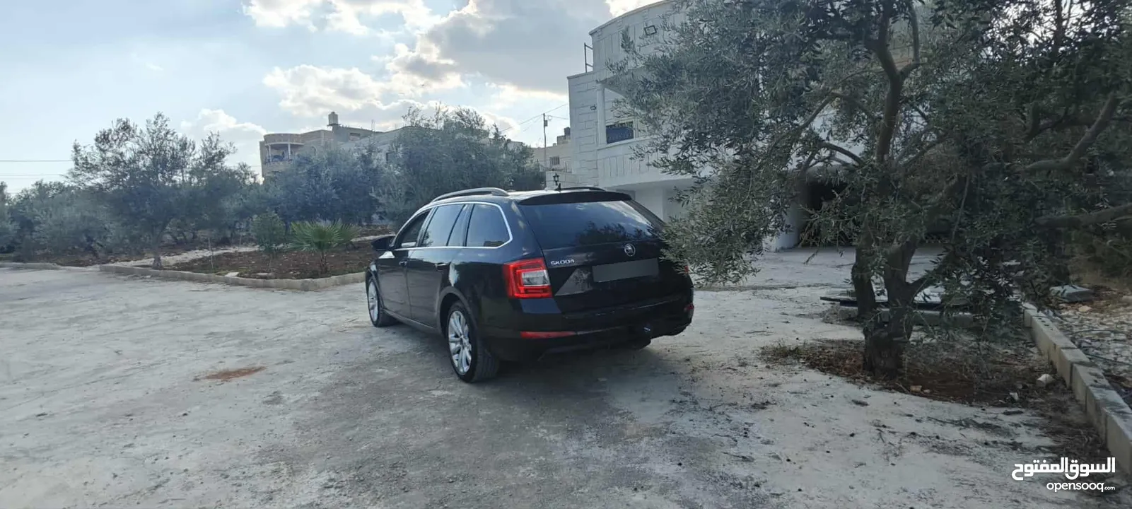 سكودا اوكتافيا ستيشن موديل 2014
