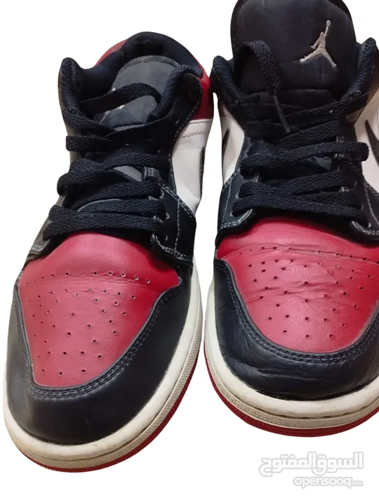 Jordan Men's Air Jordan 1 Low Bred Size  بوت نايك جوردن 1 10
