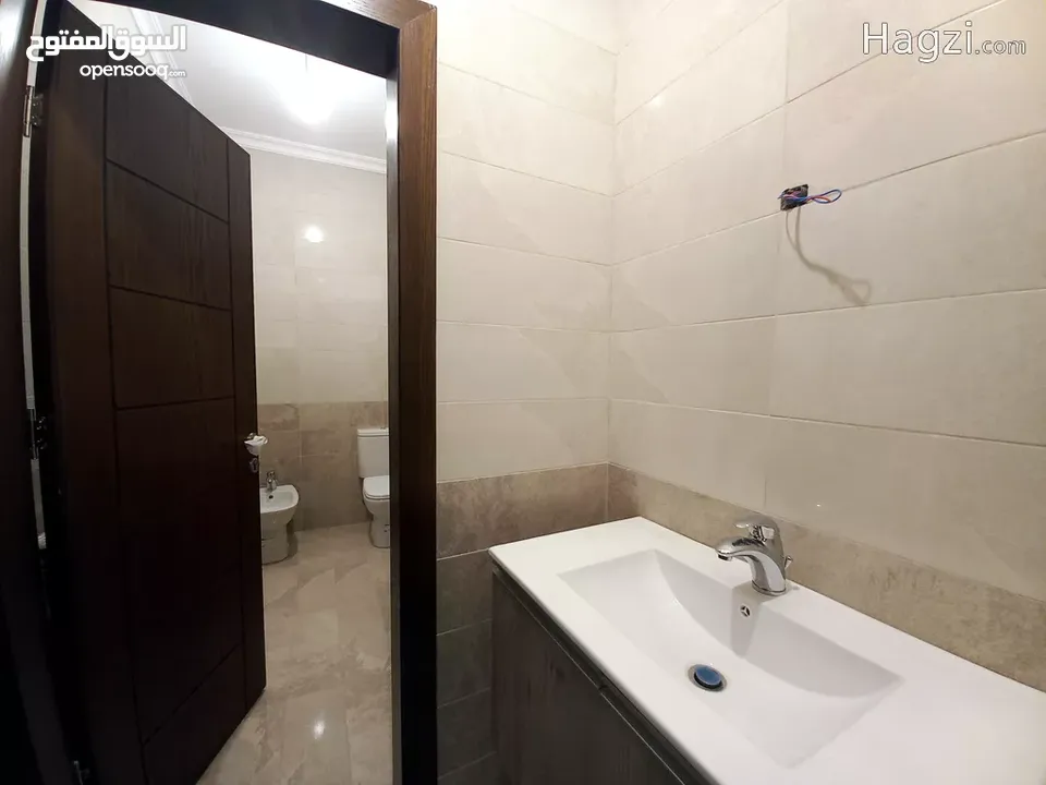 شقة غير مفروشة للايجار في عبدون  ( Property 33478 ) سنوي فقط