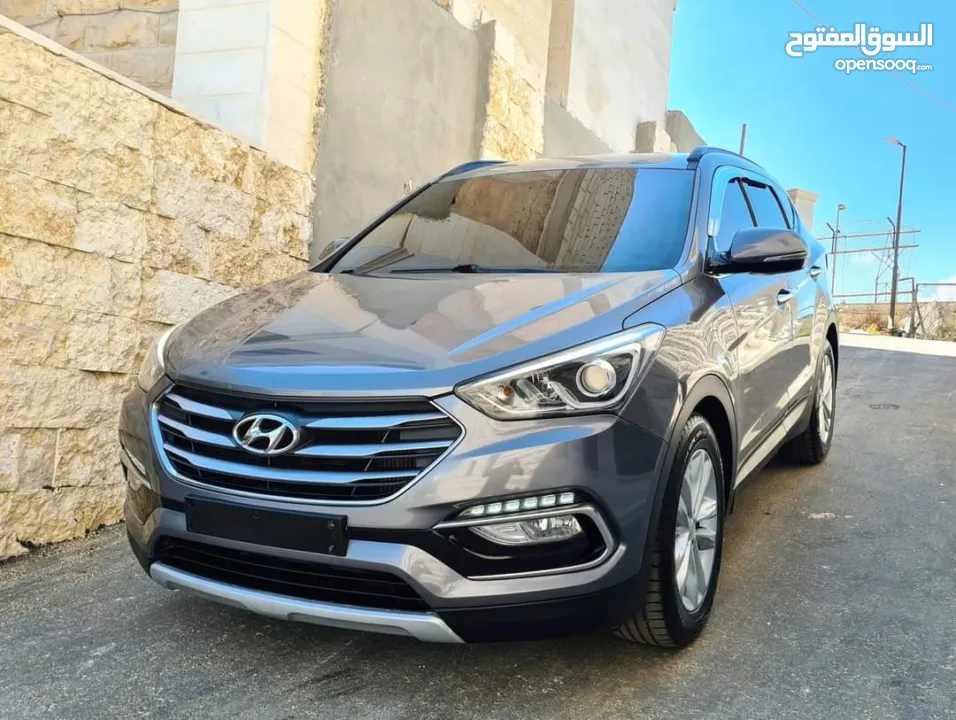 جيب هيونداي  سنتافي 2016  سبع ركاب للبيع