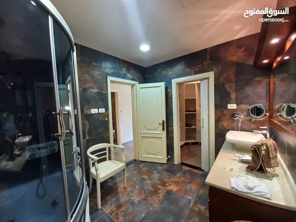 شقة مفروشة للإيجار 340م2 ( Property 18197 )-174847950
