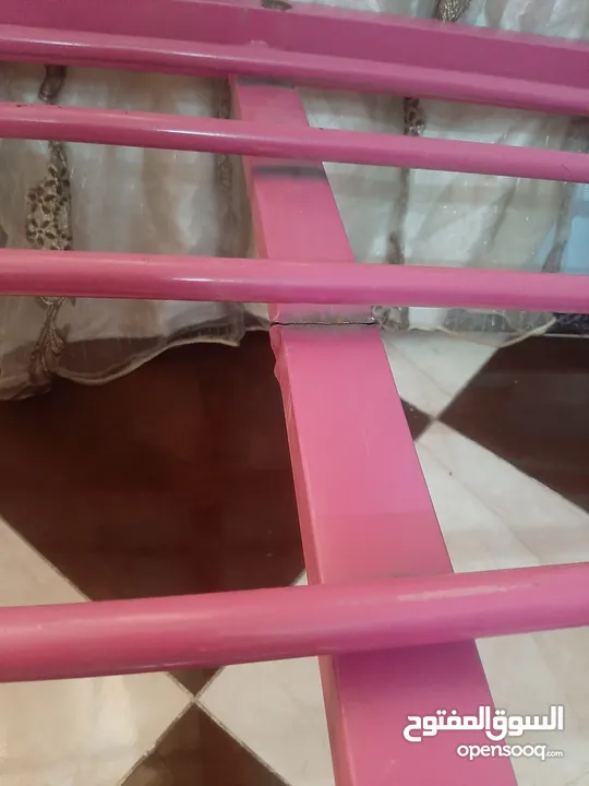 تخوت حديد و مرجيحه