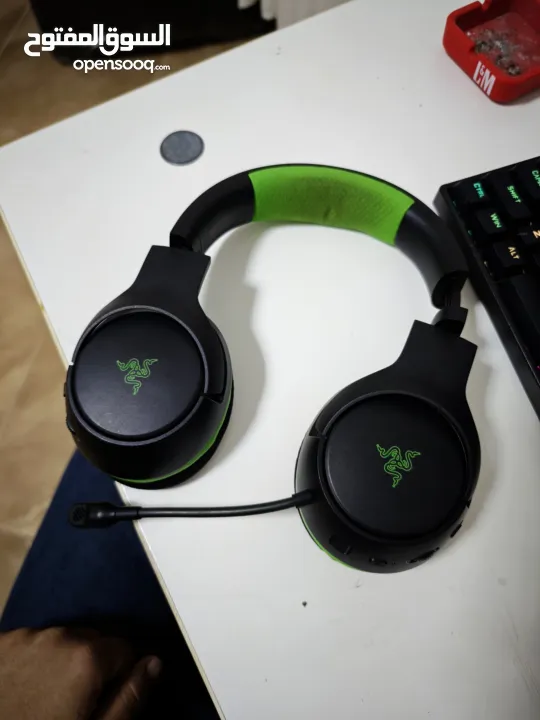 Xbox series X مع سماعت RAZER KAIRA FOR XBOXمع ايد Xbox Elite Wireless Controller Series 2 مع ادتين