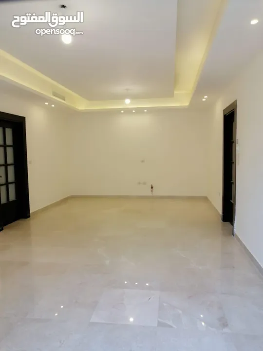 شقة مميزة للبيع في اجمل مناطق عبدون