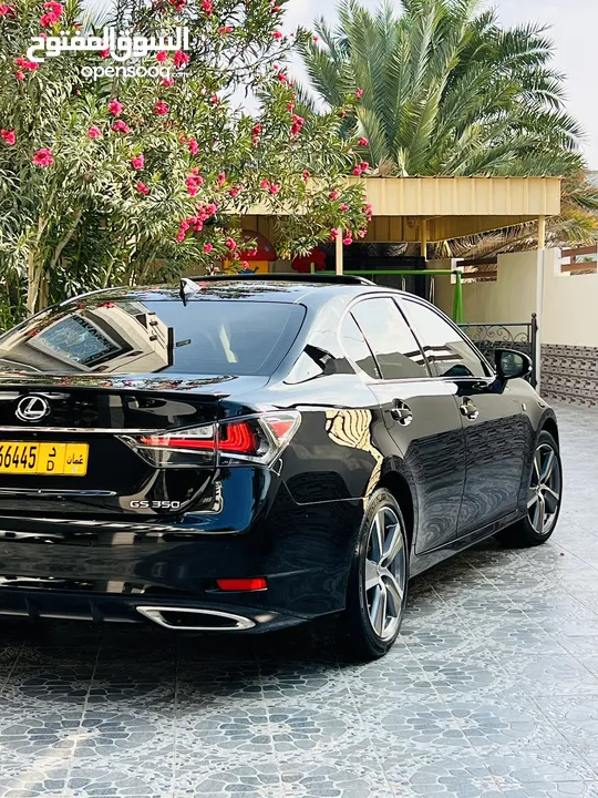 لكزس GS350 بنظافة مميزة 2016 صبغ الوكالة