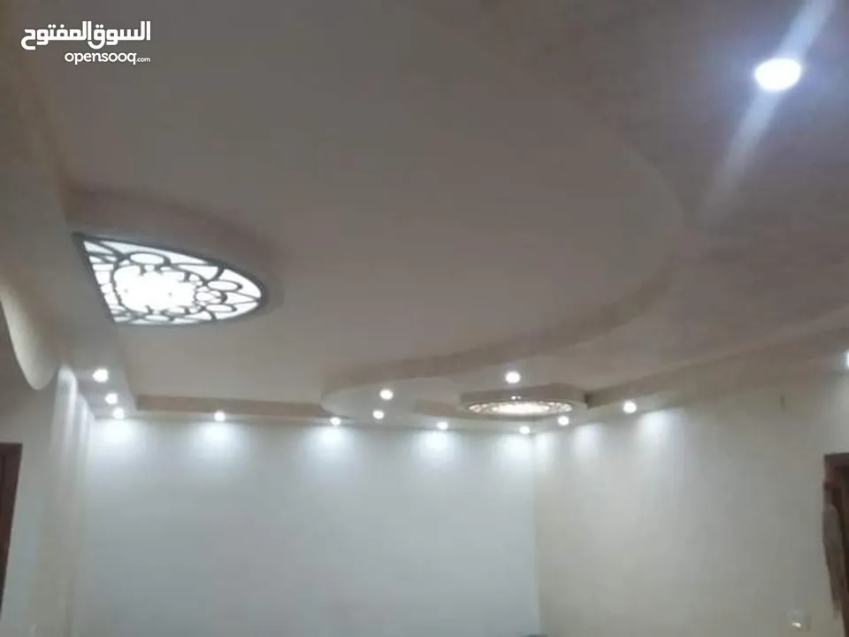 شقه للبيع في منطقة البارحه