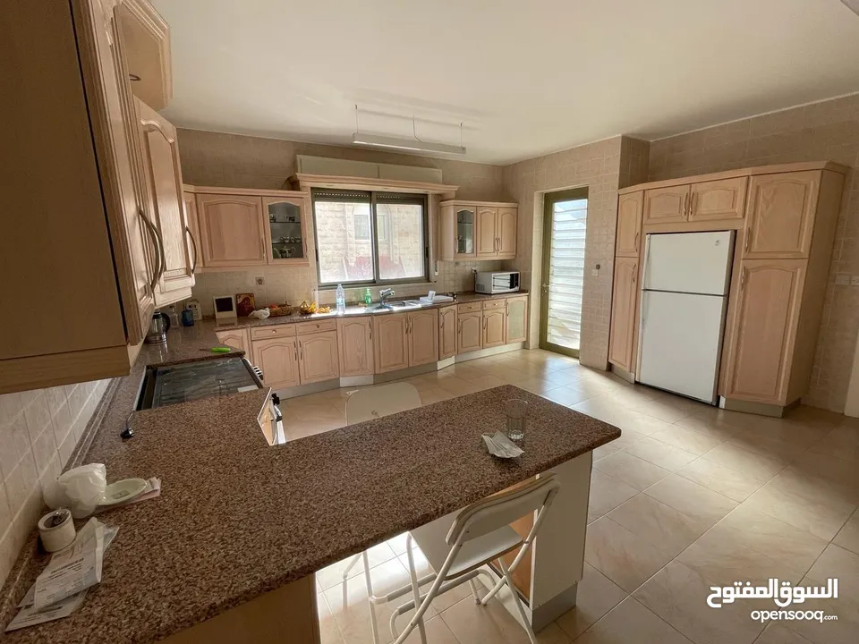 Unfurnished Apartment For Rent In Abdoun ( Property 38858 )-174796143