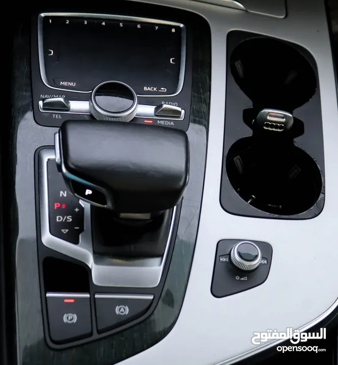 Audi Q7 40 TFSI quattro 2017 V4  GCC, accident-free in excellent condition service history from Audi