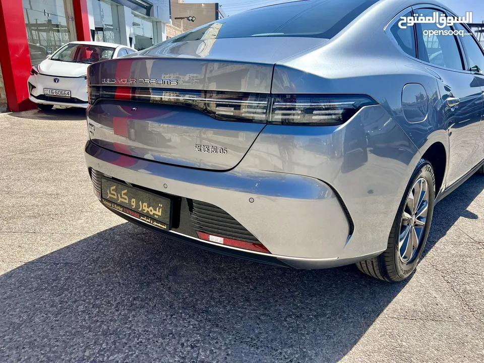 2024 BYD Destroyer 05 DM-I Plug-in Hybrid