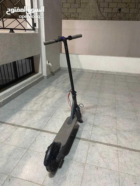 Scooter for sell in good condition 35 speed battery timing good 30 kilometers