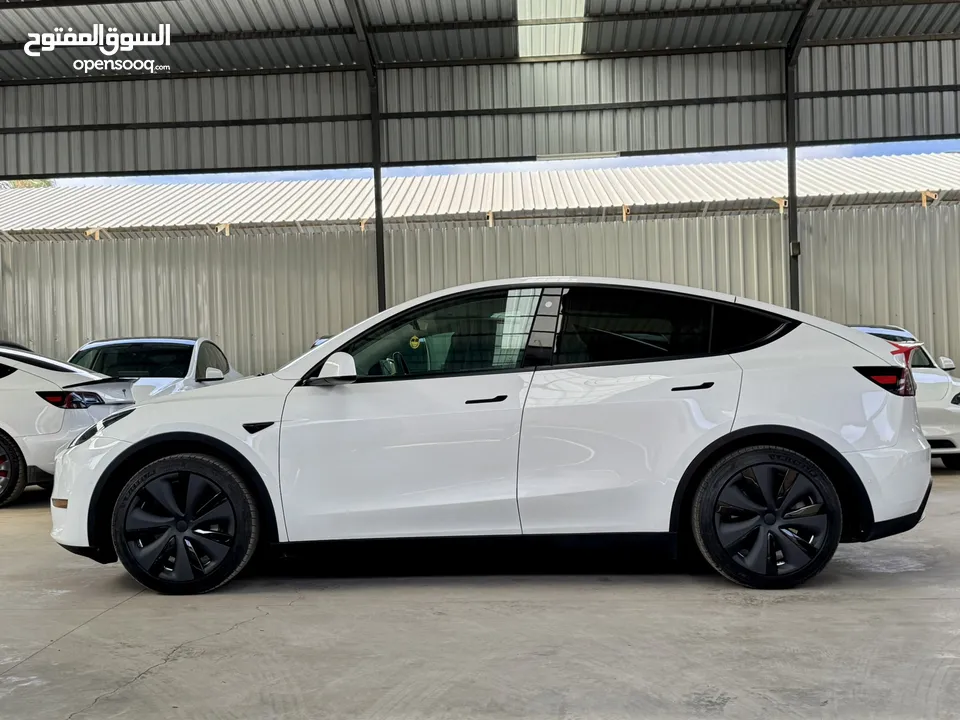 Tesla Model Y 2022 ( LONG RANGE DUAL MOTOR )  فحص الشريف  7 جيد  ، B+ اوتوسكور ايرباج مغلق غير مفتوح