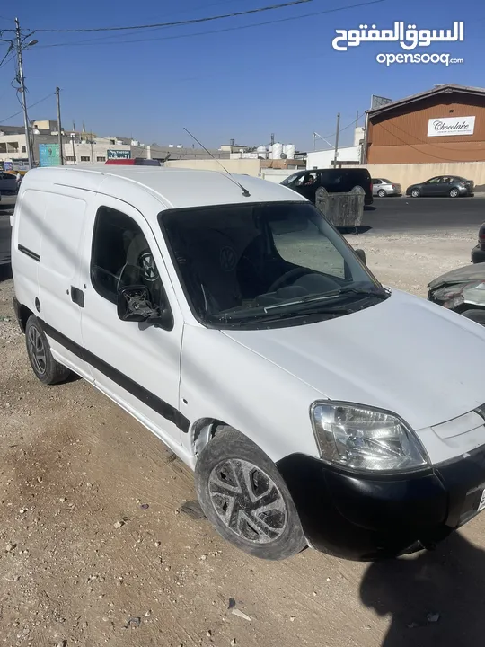 بيجو بارتنر 2011