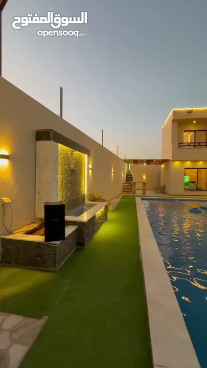 شاليه فاخر للبيع من المالك مباشرة خلف منتجع البحيرة