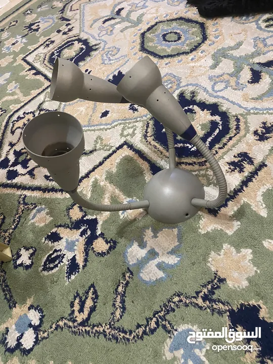 من ايكيا ثريات