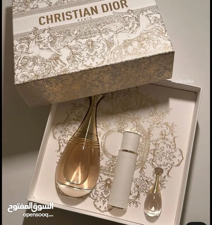 عطور جميلة وروائح جذابة وأسعار مناسبة