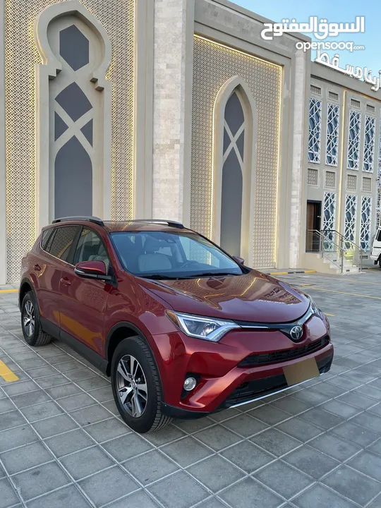 Toyota Rav4 XLE AWD 2018   تويوتا راف فور XLE الدفع الرباعي 2018