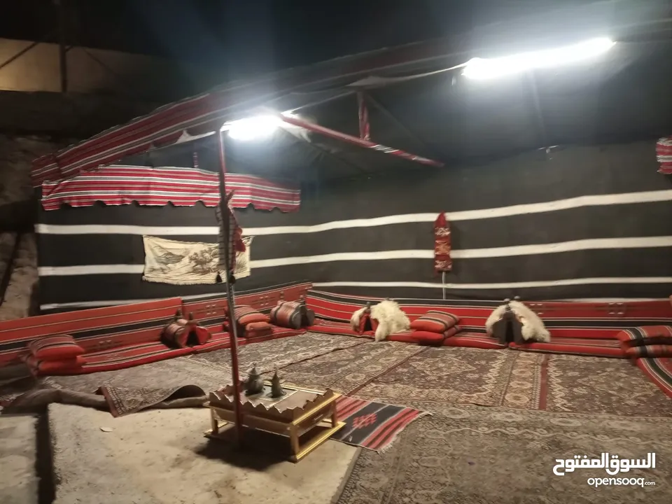 فيلا ألمها مزارع تل الرمان والسليحي تعبد عن قلب العاصمه عمان صويلح بتحديد 10 دقائق بإتجاه جرش