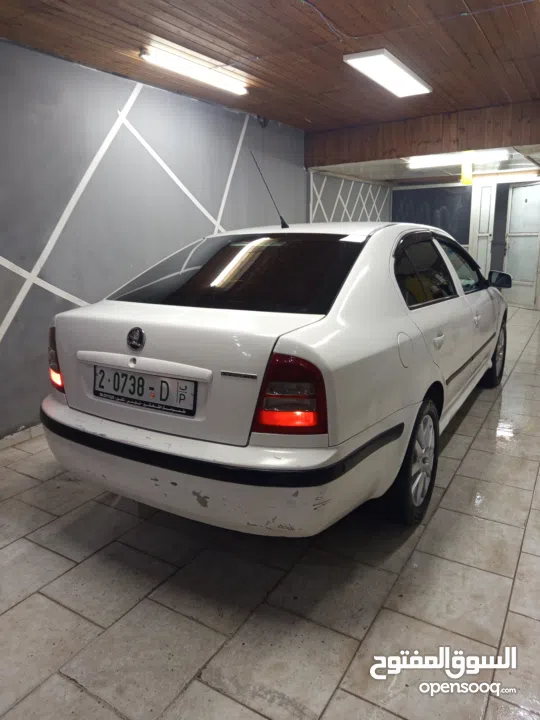 سكودا اوكتافيا 2005