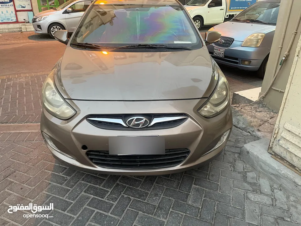 Hyundai accent 2013 for sale in good condition.