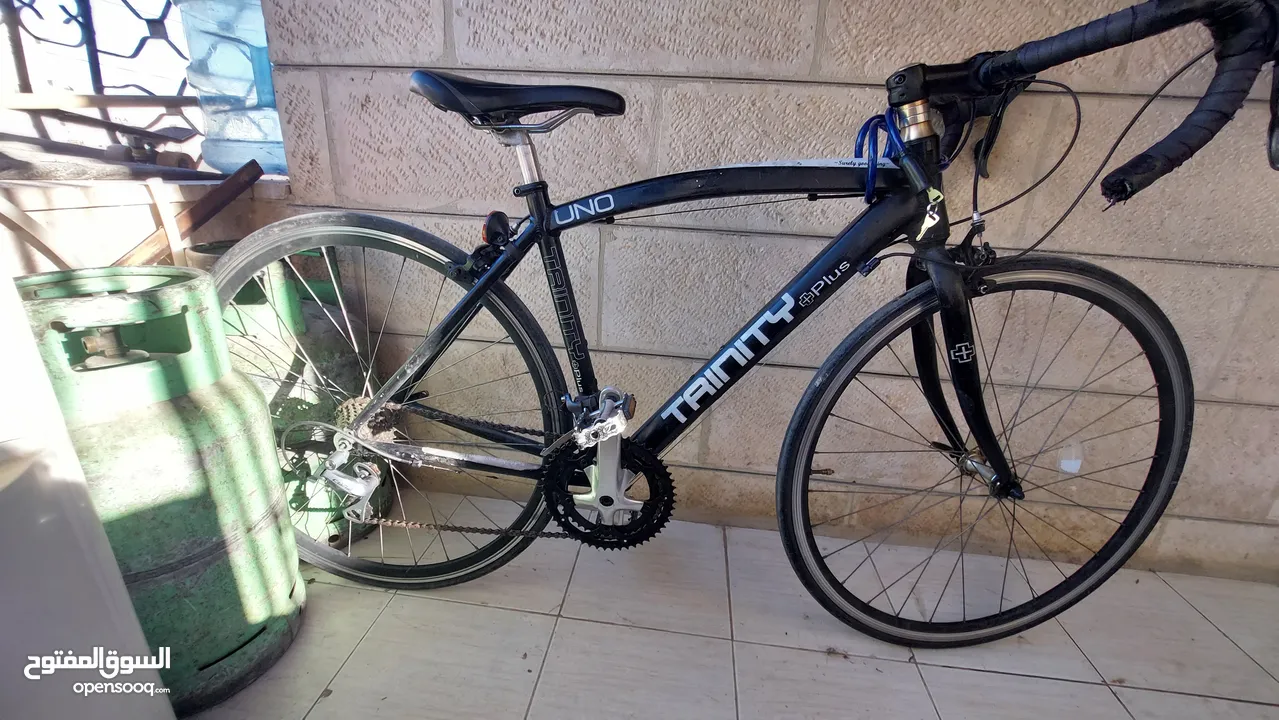 بسكلتي دراجة هوائية trinity plus uno bikes  سباق او طرق قطع نوع كلارس 2400 ياباني اصلي