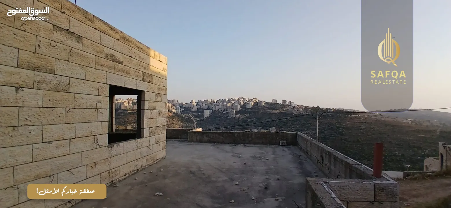 فيلا عظم مستقلة للبيع في اسكان الشرطة  مكونة من طابقين و روف