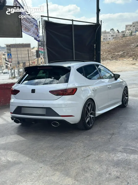 سيات ليون اف ار