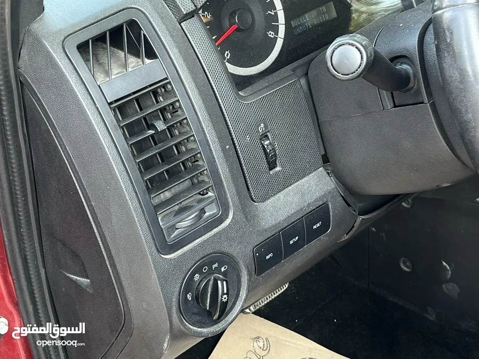 ‎فـــورد اسكيـــب 2012 XLT فـــل الفــــل مميـــز جــداً للبيـــع بسعـــر مغــري كــاش او اقســـاط