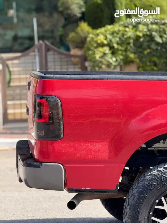 4600 cc V8 بنزين اوتومات دفع رباعي عداد ..46الف كم فحص نخب  جنط مع كوشوك ..رام لله35