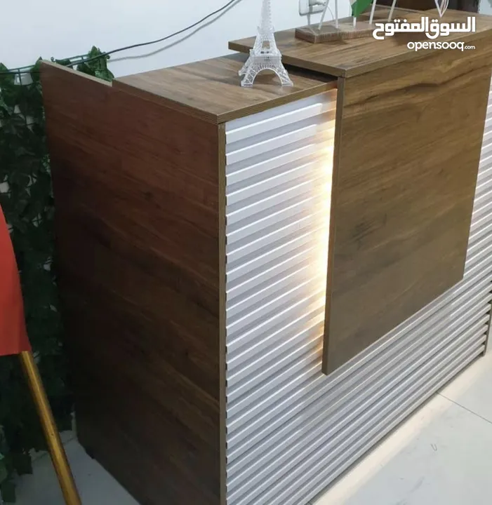 مكتب استقبال غير مستعمل نهائيا
