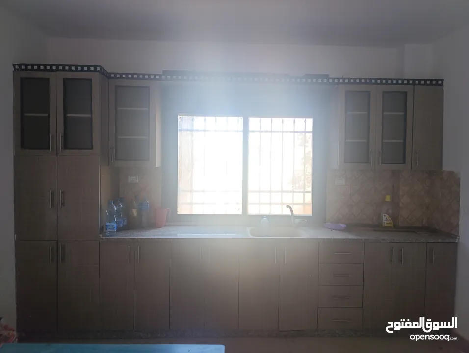 شقه للبيع في بتونيا مفرق 17اولها شك واخر شك