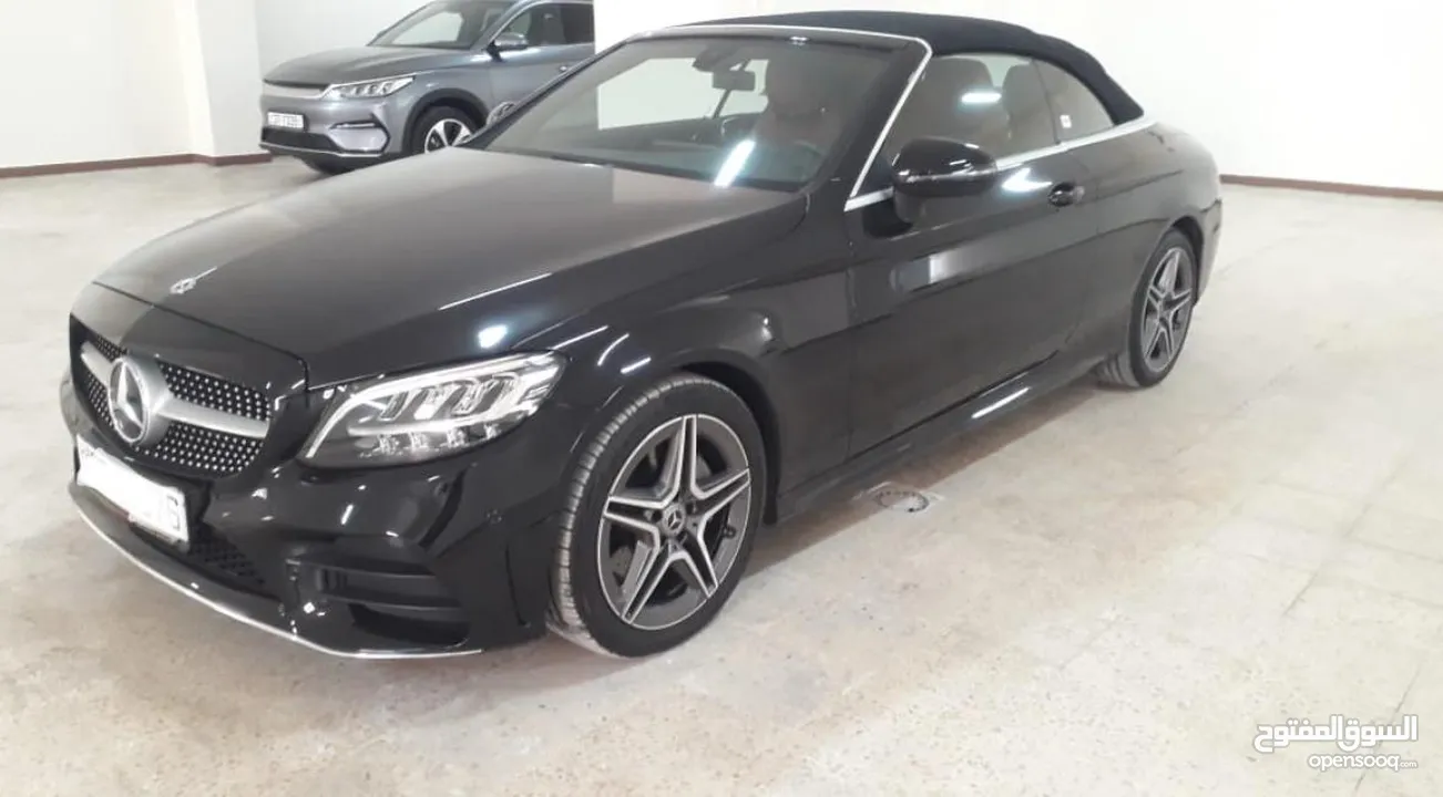مرسيدس C200 كشف بحالة الوكالة للبيع