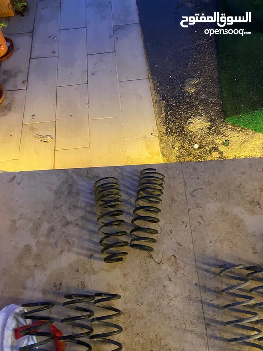 قطع هوندا سيفيك داخلية وميكانيك اصلية بحالة ممتازة موديل 96-2000 للبيع