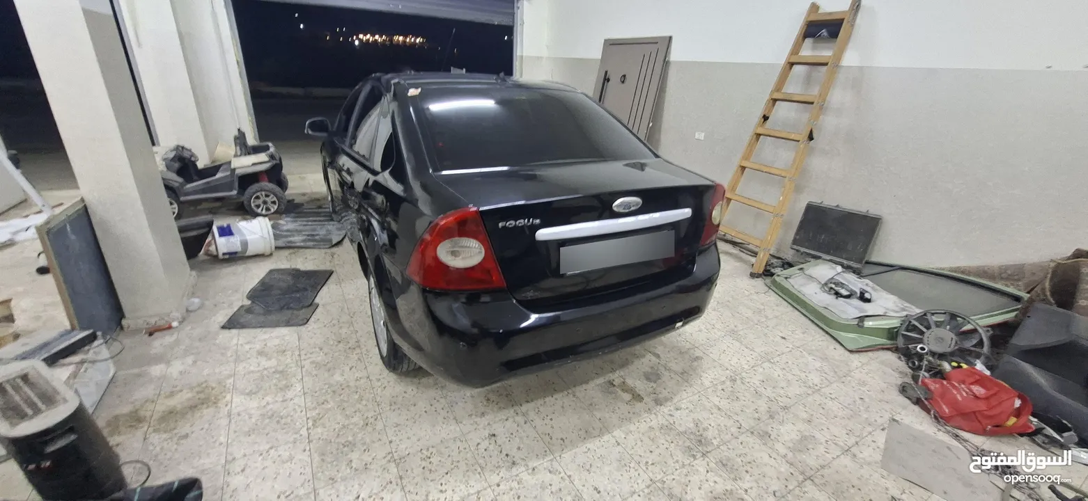 فورد فوكس موديل 2010_اتومتيك _ماتور 1600اصل برايفت فحص نظيف نص كاش ونص شيكات