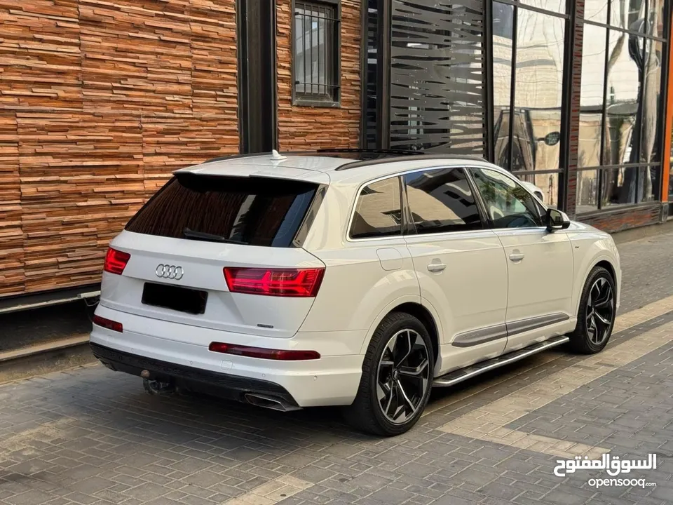 Audi Q7 Sline