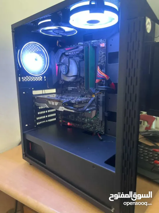 Core i7 7700 Mather bord MAXIMUS VIII HERO  Ssd  256  Ram 12 gb DDR4 Pawar 500 كيس مضيء مع روموت تحك