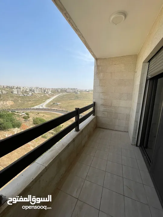 شقة فارغة فخمة  مساحة 220م .. للإيجار في #عبدون / مع بلكون عدد 2