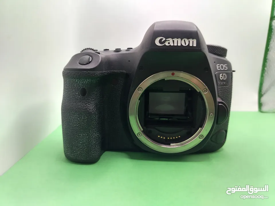 كاميرات كانون وعدسات 5D Mark IV, 6D Mark II, RP, 250D, 200D  شترات أقل من 1k وبطاريات إضافية