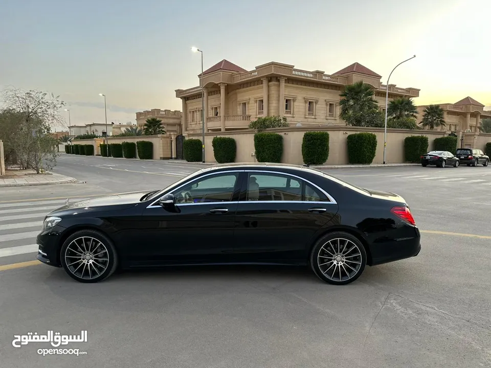 نقدم لكم مرسيدس للبيع 2014AMG 400 S فل كامل طلبيه خاصه  موصفات 500 S السيارة جفالي وصيانة منتضمه بال