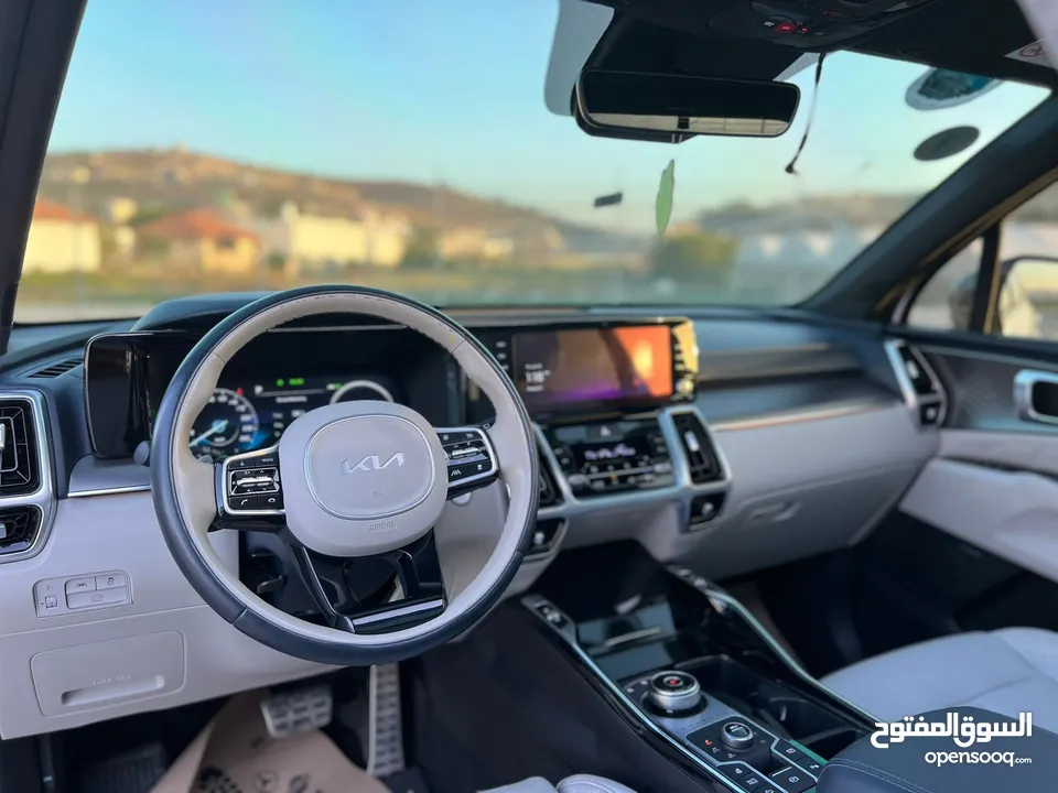 كايا سورينتو /2022 فل الفل  فتحة سقف بانوراما  4x4 ///240Hp بنزين + كهرباء  ( Haybrid) 1600cc