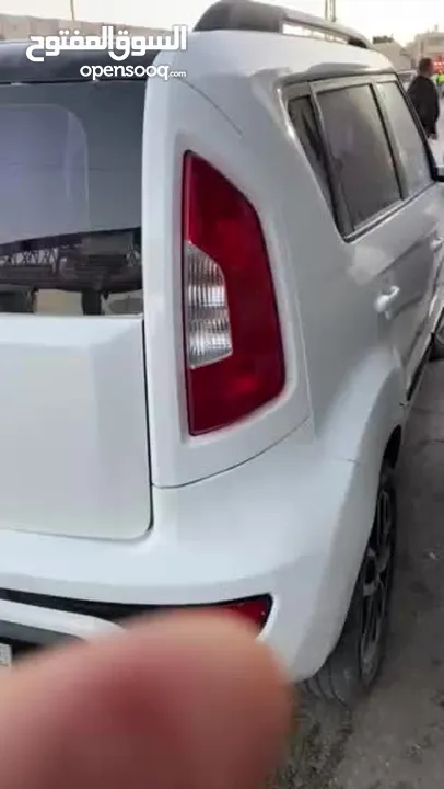 جيب ميني كيا سول ابيضّ ديزل اوتماتيكي 93 شيكل