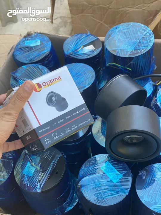 موجود مصابيح ليد / سلندر متحرك