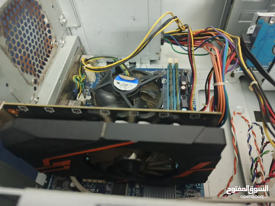 كمبيوتر البيع